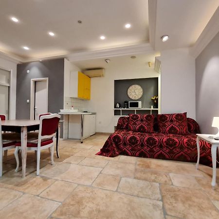 Apartmani N.May'S Карловац Экстерьер фото