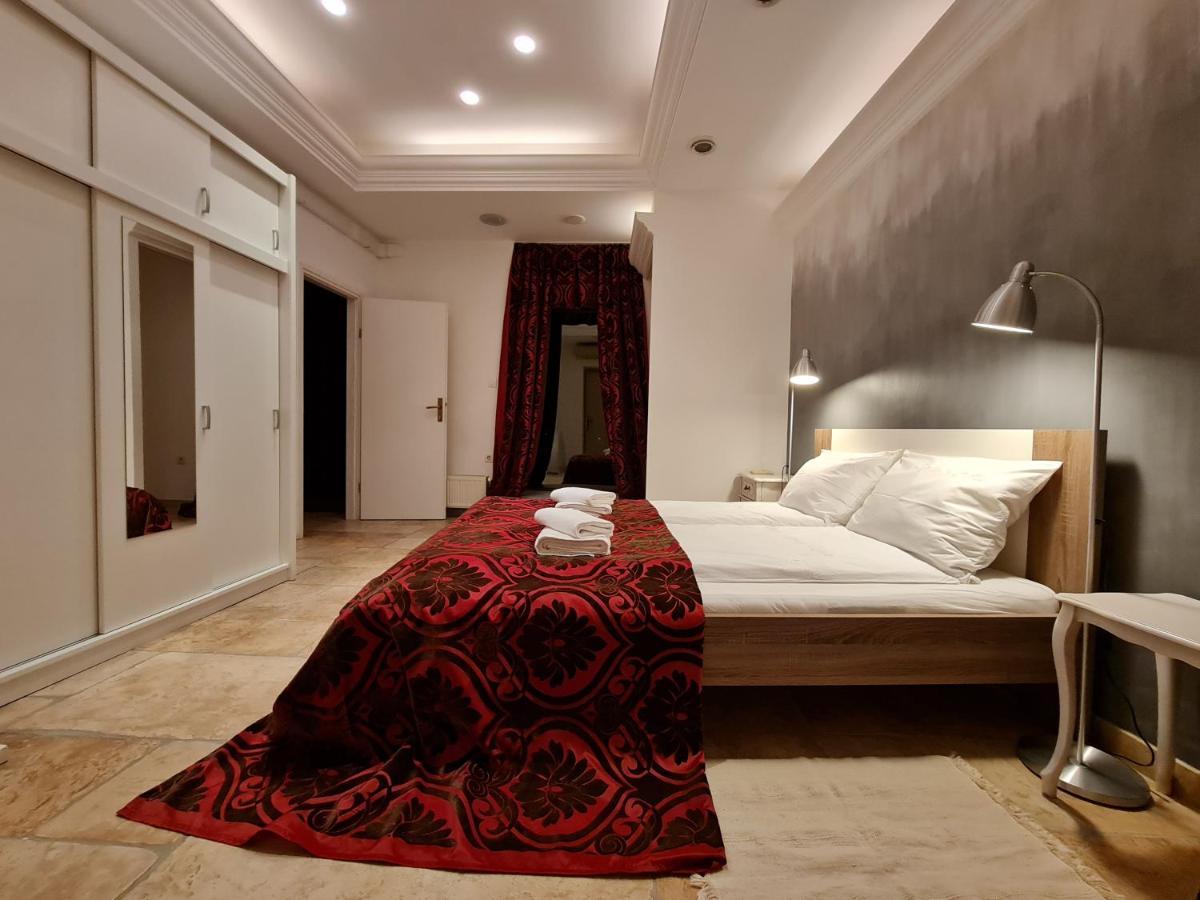 Apartmani N.May'S Карловац Экстерьер фото