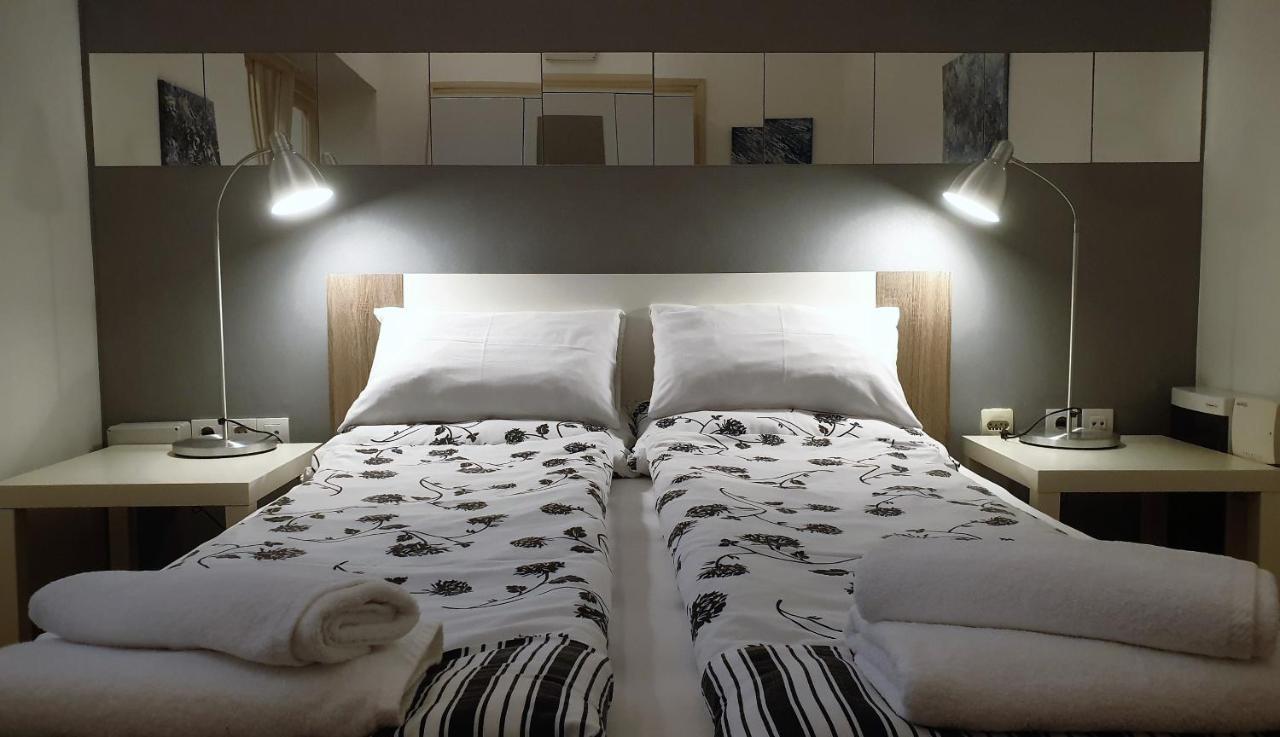 Apartmani N.May'S Карловац Экстерьер фото